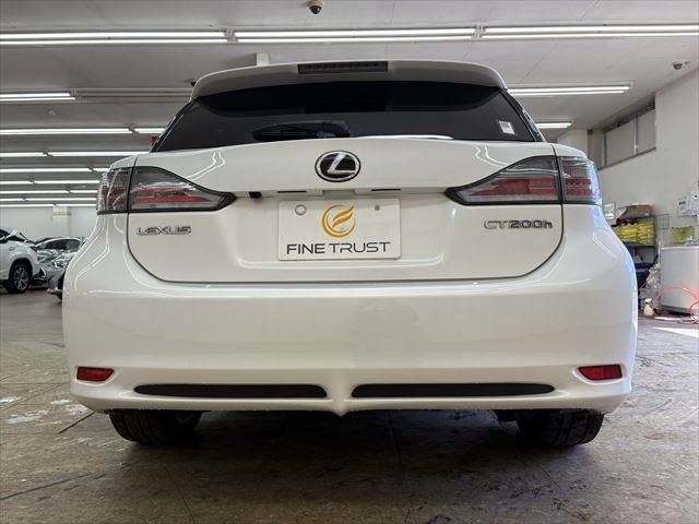 TOYOTA LEXUS CT200H 2011 Image 31