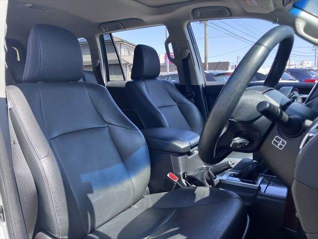 TOYOTA LANDCRUISER PRADO 2016 Image 31