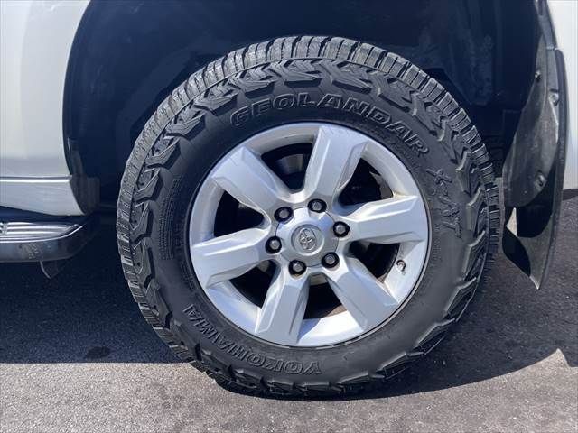 TOYOTA LANDCRUISER PRADO 2016 Image 31