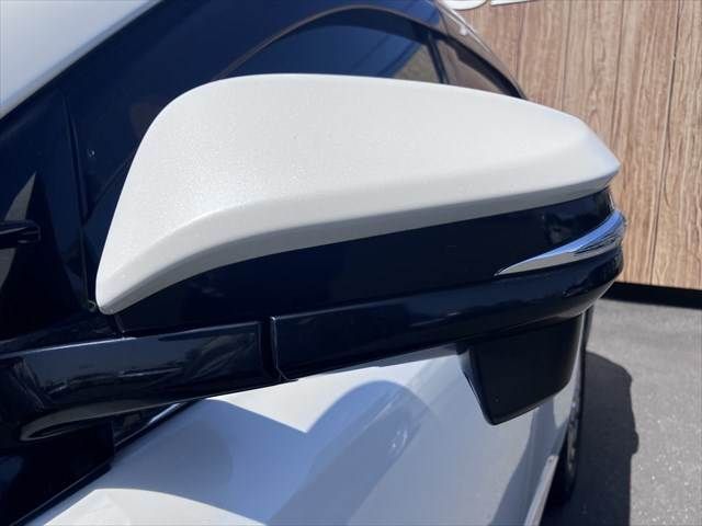 TOYOTA HARRIER 2WD 2017 Image 31