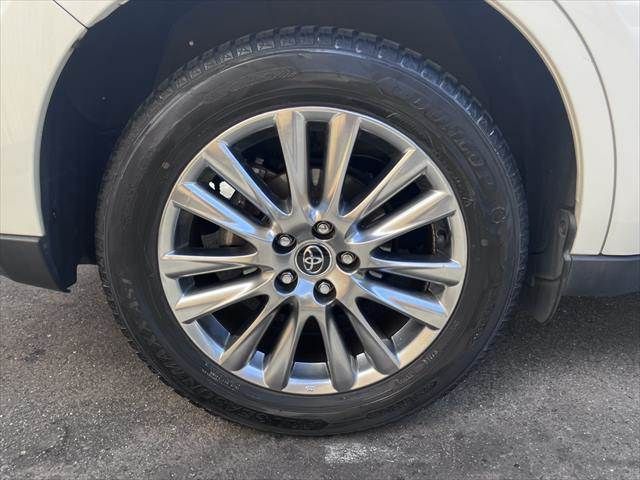 TOYOTA HARRIER 2WD 2017 Image 31