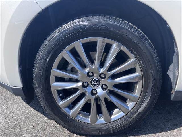 TOYOTA HARRIER 2WD 2017 Image 31