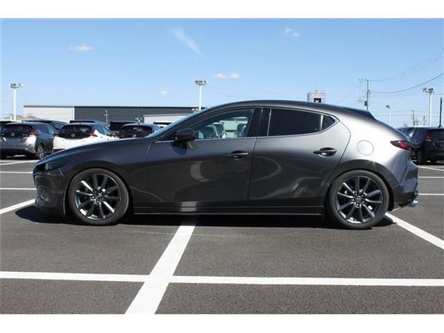 MAZDA 3 FASTBACK 2023 Image 31
