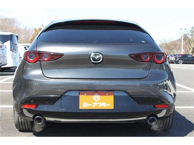 MAZDA 3 FASTBACK 2023 Image 31