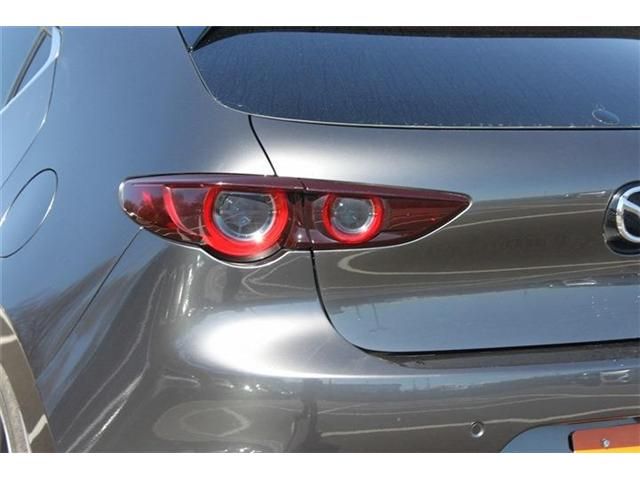 MAZDA 3 FASTBACK 2023 Image 31