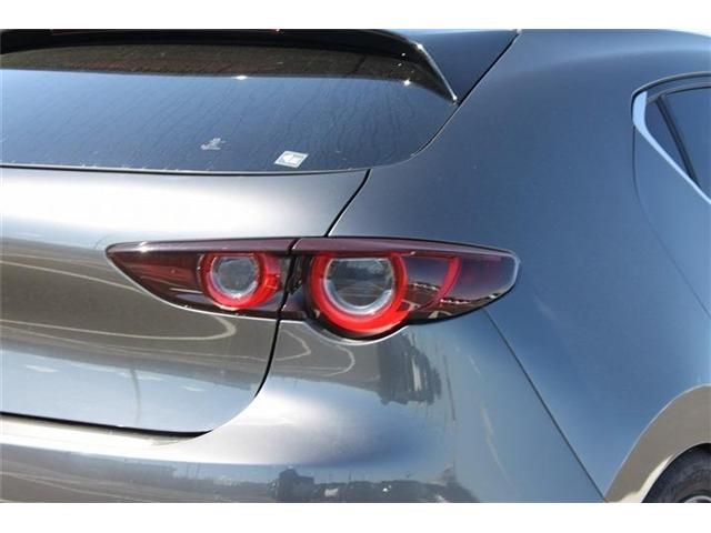 MAZDA 3 FASTBACK 2023 Image 31