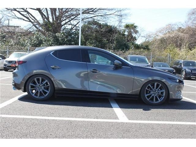 MAZDA 3 FASTBACK 2023 Image 31