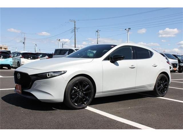MAZDA 3 FASTBACK 2023 Image 31