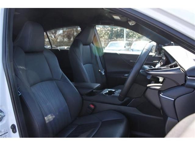 TOYOTA HARRIER HYBRID 2023 Image 31