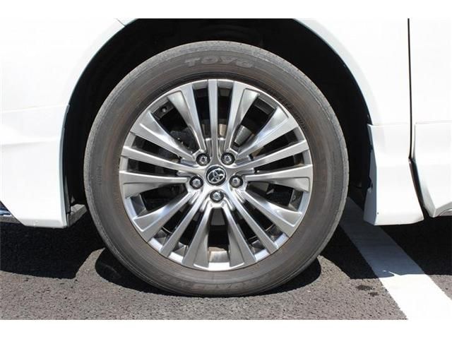 TOYOTA HARRIER HYBRID 2023 Image 31