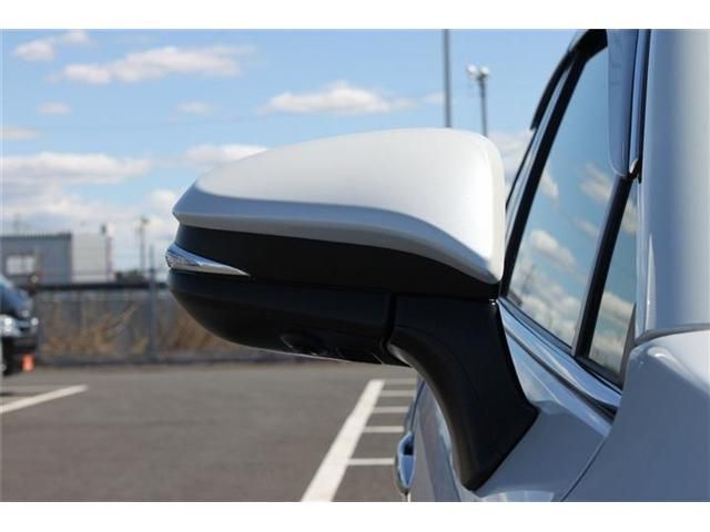 TOYOTA HARRIER HYBRID 2023 Image 31