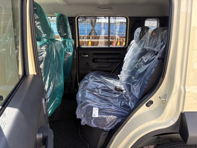 SUZUKI JIMNY NOMADE 2026 Image 31