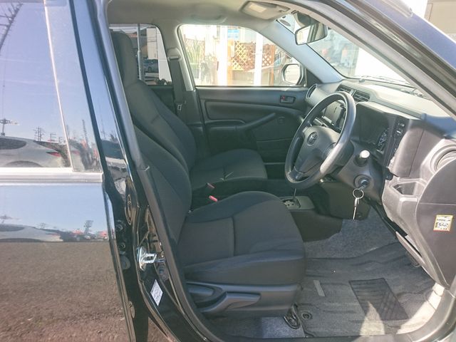 TOYOTA PROBOX VAN HYBRID 2023 Image 31