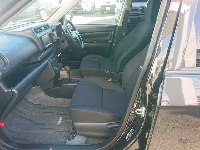 TOYOTA PROBOX VAN HYBRID 2023 Image 31