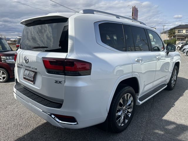 TOYOTA LANDCRUISER WAGON 2022 Image 31