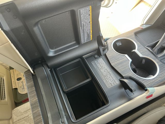 TOYOTA LANDCRUISER WAGON 2022 Image 31