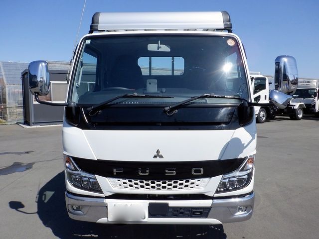 MITSUBISHI CANTER 2023 Image 31
