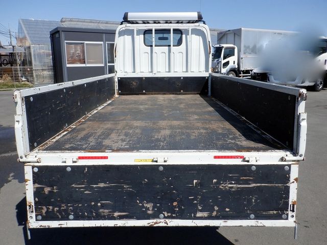 MITSUBISHI CANTER 2023 Image 31