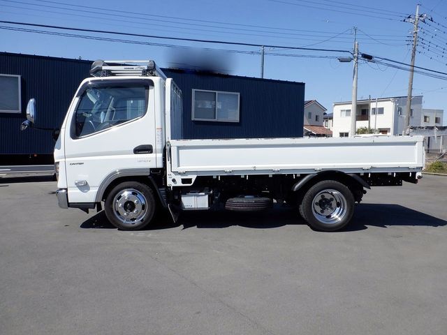 MITSUBISHI CANTER 2023 Image 31