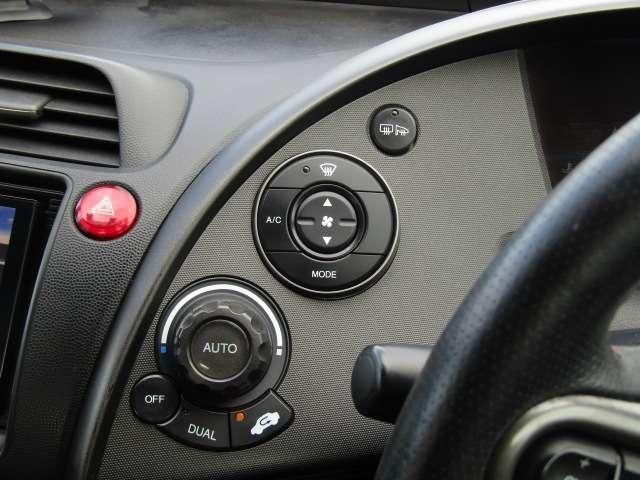 HONDA CIVIC HATCHBACK 2011 Image 31