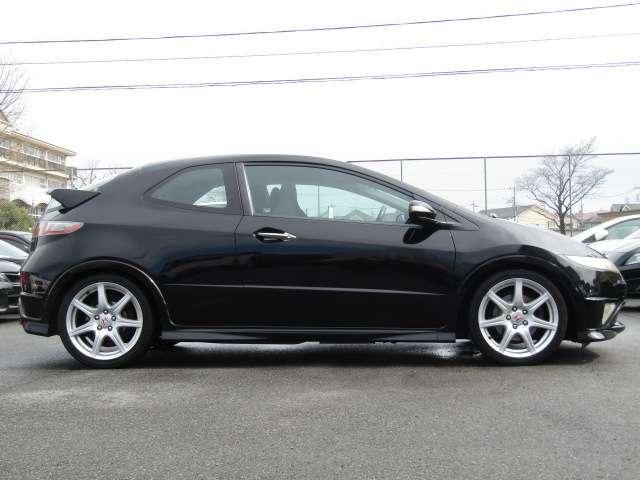 HONDA CIVIC HATCHBACK 2011 Image 31
