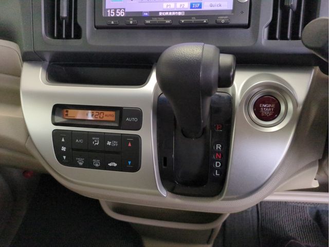 HONDA N-WGN 2014 Image 31