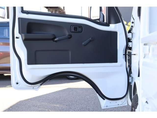 DAIHATSU HIJET TRUCK 4WD 2025 Image 31