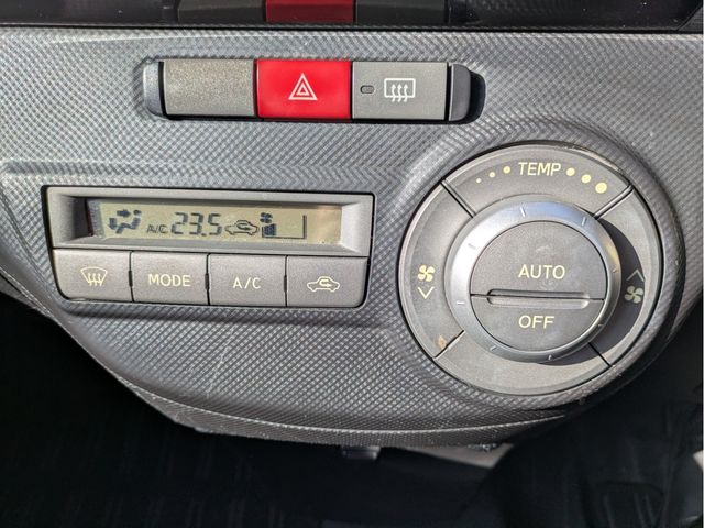 DAIHATSU TANTO EXE CUSTOM 2012 Image 31