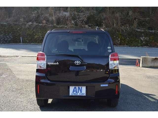 TOYOTA SPADE 2017 Image 31