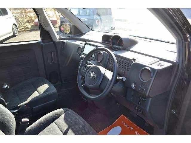 TOYOTA SPADE 2017 Image 31