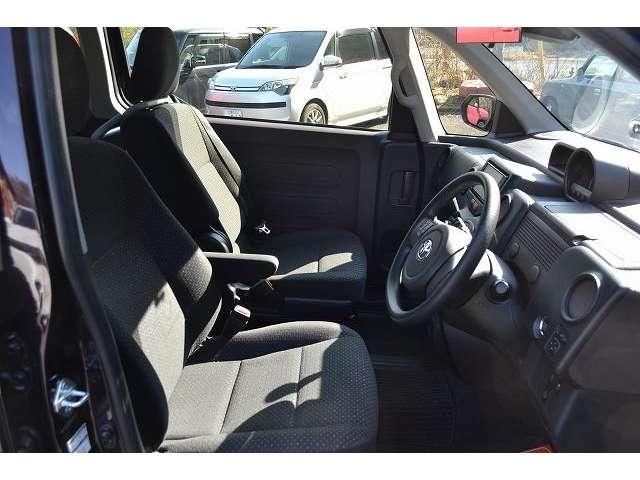 TOYOTA SPADE 2017 Image 31