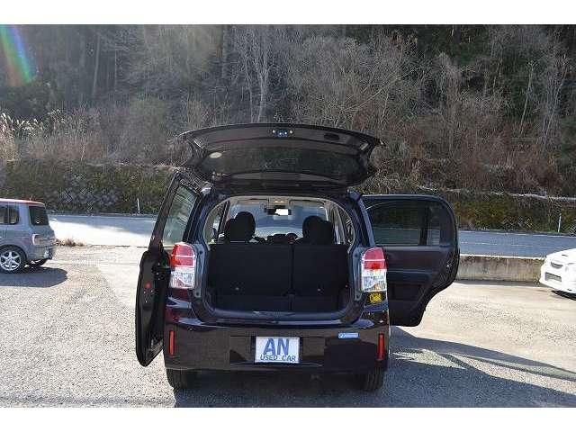 TOYOTA SPADE 2017 Image 31