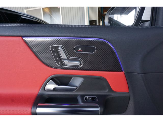 MERCEDES BENZ GLA CL 2021 Image 31