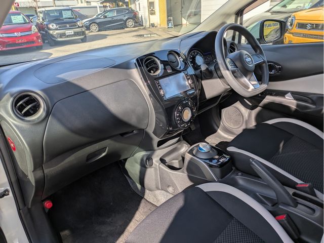 NISSAN NOTE 2018 Image 31