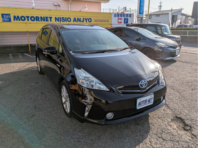 TOYOTA PRIUS ALPHA 2013 Image 31