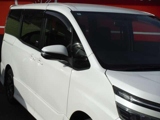 TOYOTA VOXY 2014 Image 31