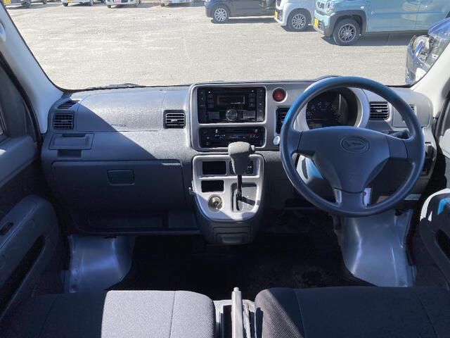 DAIHATSU HIJET CARGO 4WD 2016 Image 31