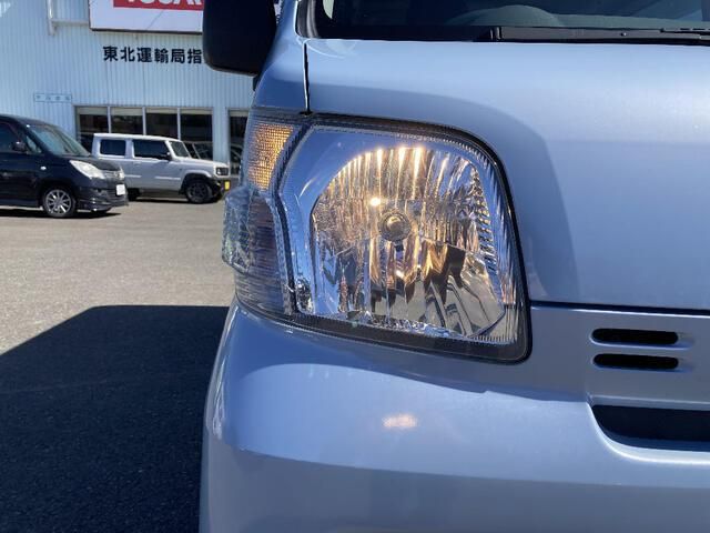 DAIHATSU HIJET CARGO 4WD 2016 Image 31