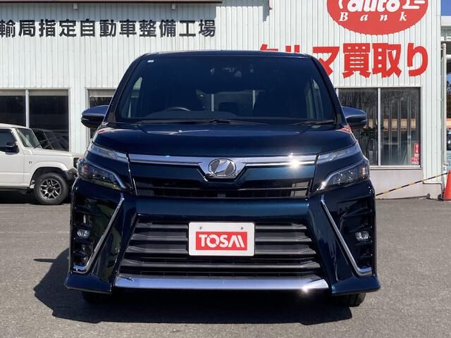 TOYOTA VOXY 4WD 2018 Image 31