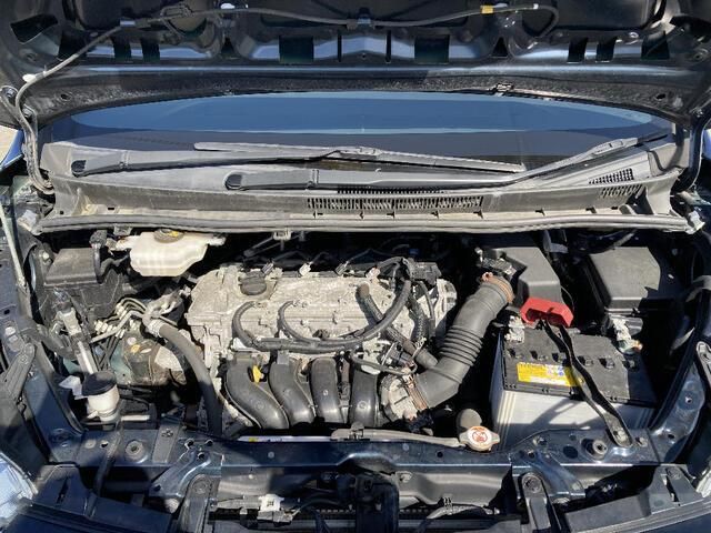 TOYOTA VOXY 4WD 2018 Image 31