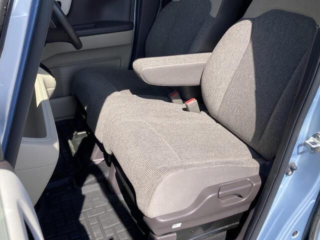 HONDA N BOX 4WD 2018 Image 31