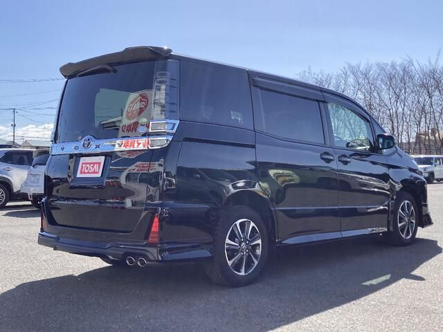 TOYOTA VOXY 4WD 2019 Image 31