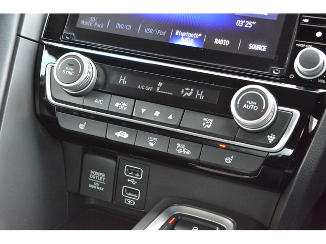 HONDA INSIGHT SEDAN 2019 Image 31