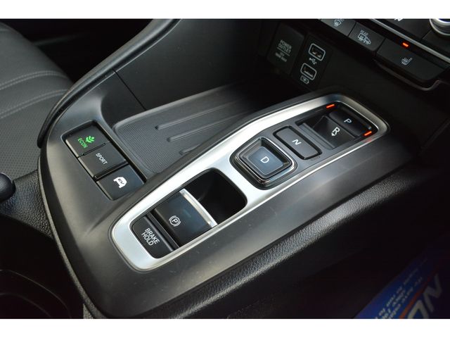 HONDA INSIGHT SEDAN 2019 Image 31