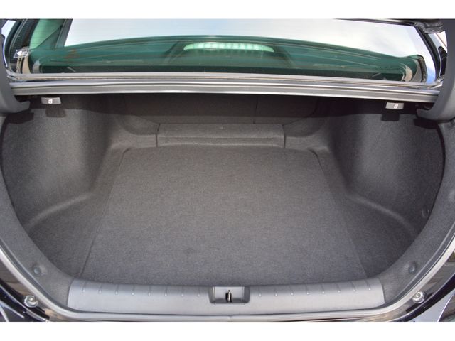 HONDA INSIGHT SEDAN 2019 Image 31