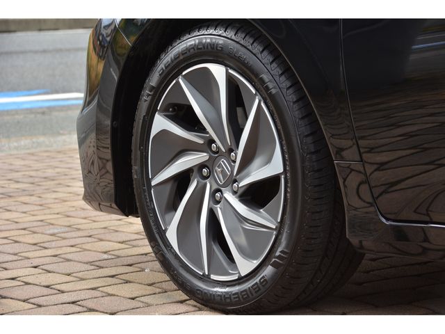 HONDA INSIGHT SEDAN 2019 Image 31