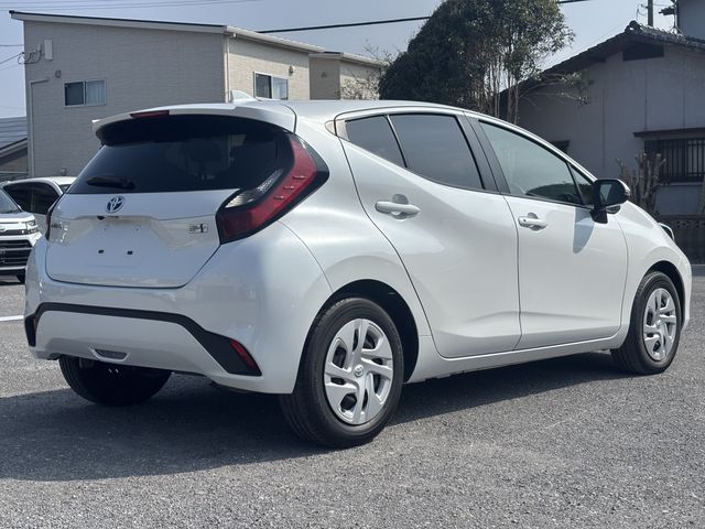 TOYOTA AQUA 2023 Image 31