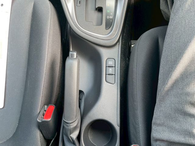 TOYOTA YARIS 2025 Image 31