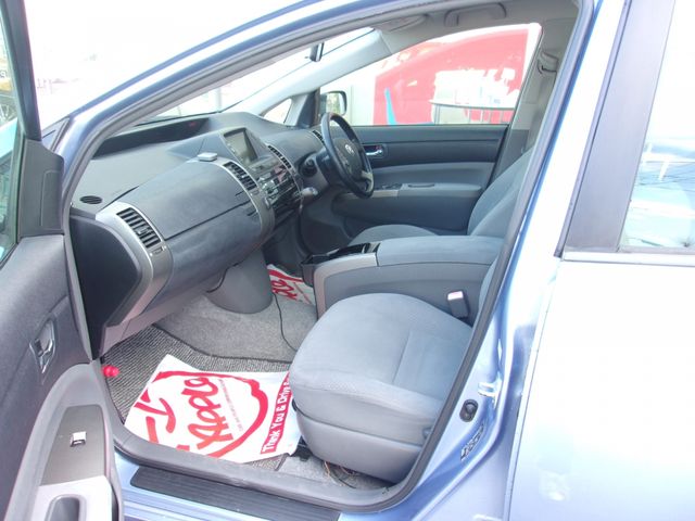 TOYOTA PRIUS 2008 Image 31