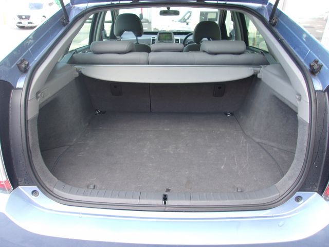 TOYOTA PRIUS 2008 Image 31